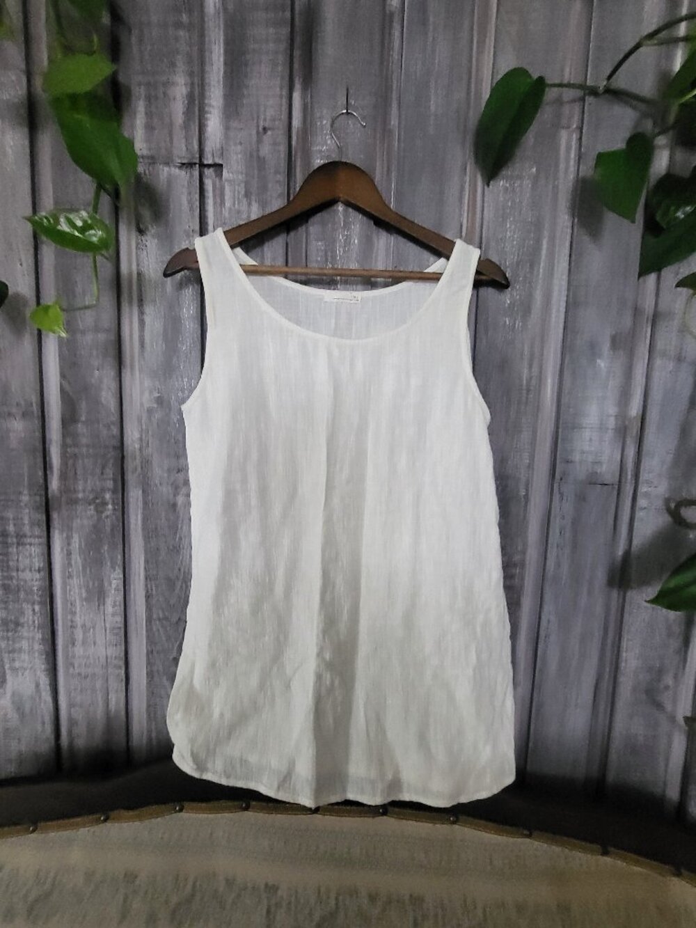 Cotton Linen Sleeveless Tank Top - Lightweight White Tee Crinkle Gauze